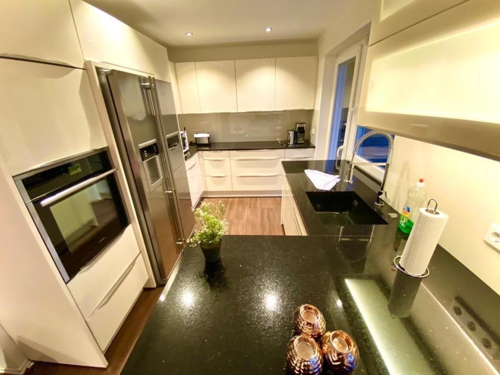 Beautiful Suites In The Center Of Gutersloh Luaran gambar